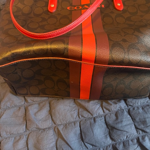 Coach Red and Brown Tote Bag - Picture 11 of 16
